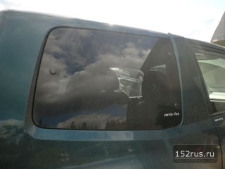 Стекло Форточки Для Mitsubishi Pajero (Паджеро) 3, III