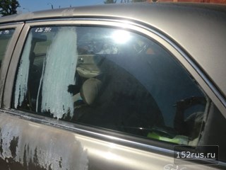Стекло Боковое Для Mazda 626