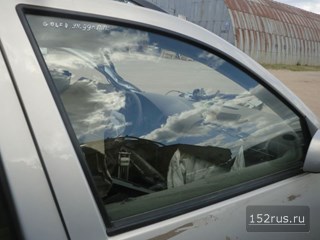 Стекло Боковое Для Volkswagen (VW) Golf IV (4)